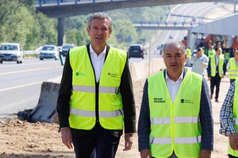 Rueda avanza que la primera fase de desdoblamiento de la futura autovía Brión-Noia estará en funcionamiento en 2027