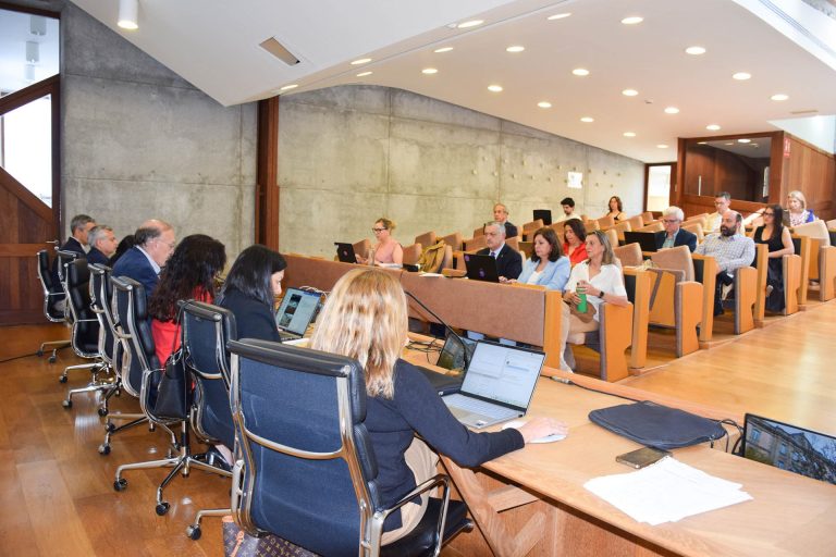 El rector de la UVigo apunta que los últimos presuntos casos de acoso llegaron en «mal momento político»