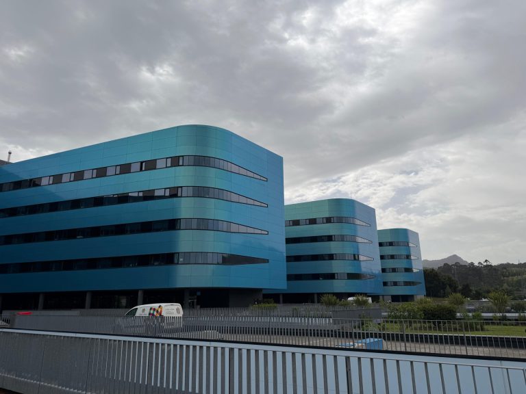 Condenan al Sergas a indemnizar con 190.000 euros por el retraso en un diagnóstico de cáncer de páncreas en el Cunqueiro