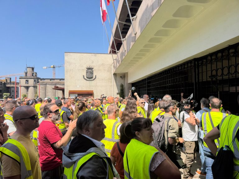 Termina la huelga de basuras en Vigo después de que la plantilla haya aprobado el acuerdo alcanzado este miércoles