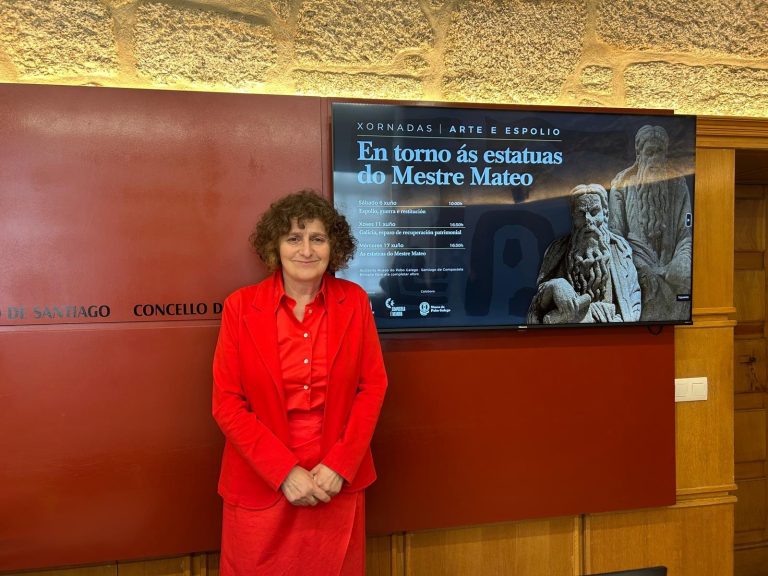 La colocación fija de las estatuas del Mestre Mateo será abordada en unas jornadas municipales sobre el espolio