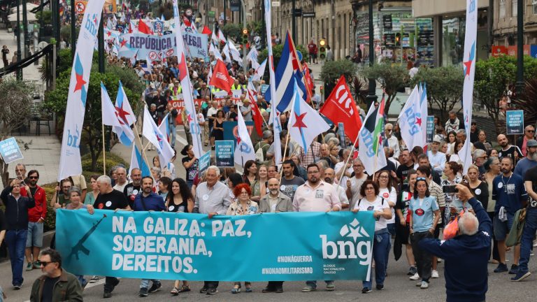 Rego (BNG) reprocha al Gobierno el «inmenso» gasto militar «en un momento de crisis social y económica»