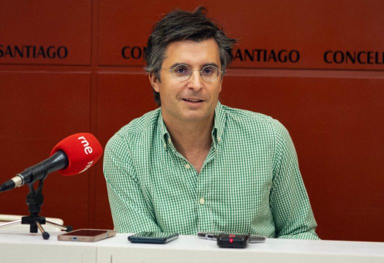 Verea (PP) propone crear un servicio municipal de canguros para ofrecer apoyo en conciliación ante «imprevistos»