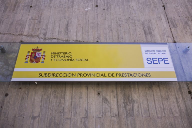Paro.- El paro cae en 2.938 personas en mayo en Galicia, un 2,62%, por encima de la media, hasta 109.355 desempleados