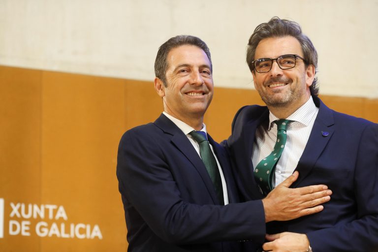 El exconselleiro Villares toma posesión como delegado de la Xunta en Lugo: «Llevo el servicio público en la sangre»