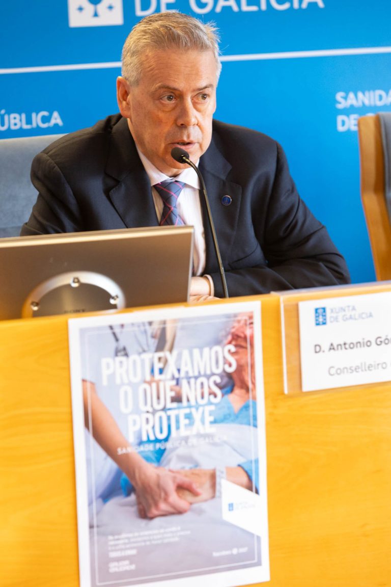 Gómez Caamaño agradece al gerente saliente del Sergas su labor y respeta que pidiese salir: «Es un cargo muy exigente»