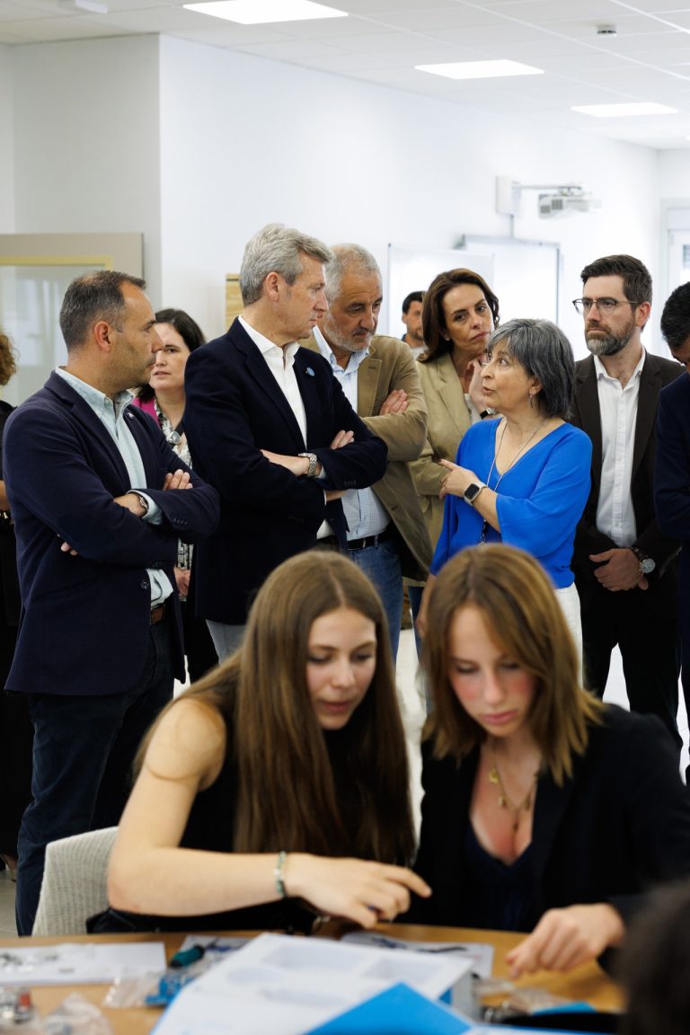 Rueda reivindica la inversión de la Xunta para un sistema educativo con instalaciones «modernas y accesibles»