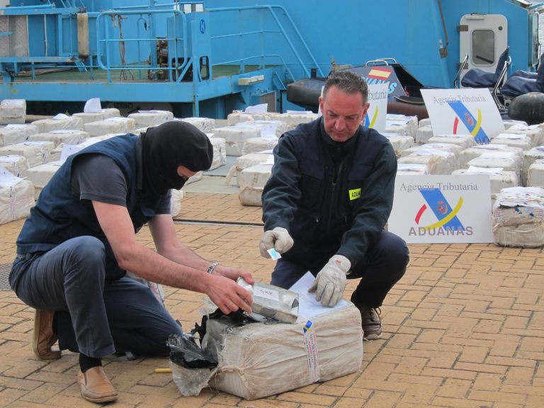 La Autoridad Portuaria de Vigo subasta el pesquero ‘Gure Leire’, apresado con 2.500 kilos de cocaína, por 62.000 euros