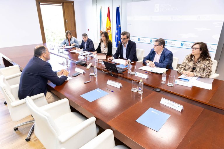 La Xunta aborda con el vicepresidente de la Fegamp las alegaciones al anteproyecto de Ley de Administración local