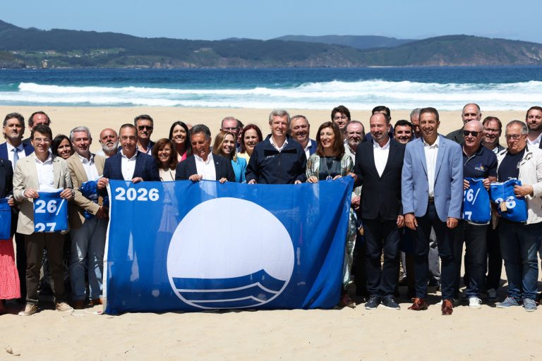 Turismo.- Rueda reivindica el valor de las 147 banderas azules que lucirá Galicia este año, diez más que en 2025
