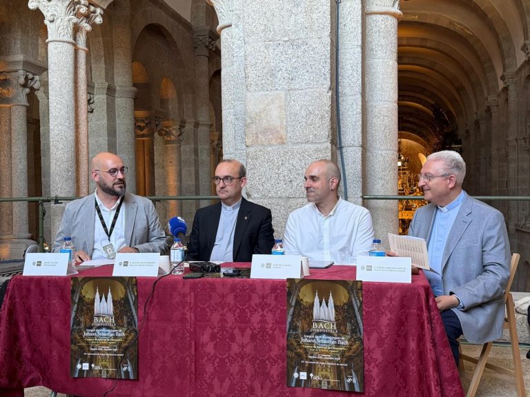 Las obras de Bach para órgano sonarán en la Catedral de Santiago de la mano de Juan de la Rubia en un proyecto bianual