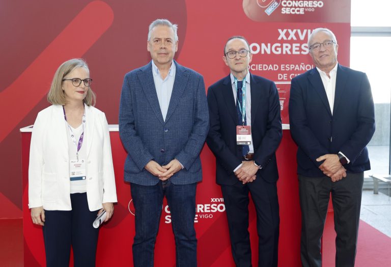 Xunta destaca el «liderazgo» del Cunqueiro en cirugía cardiovascular con «técnicas pioneras» y 670 intervenciones al año