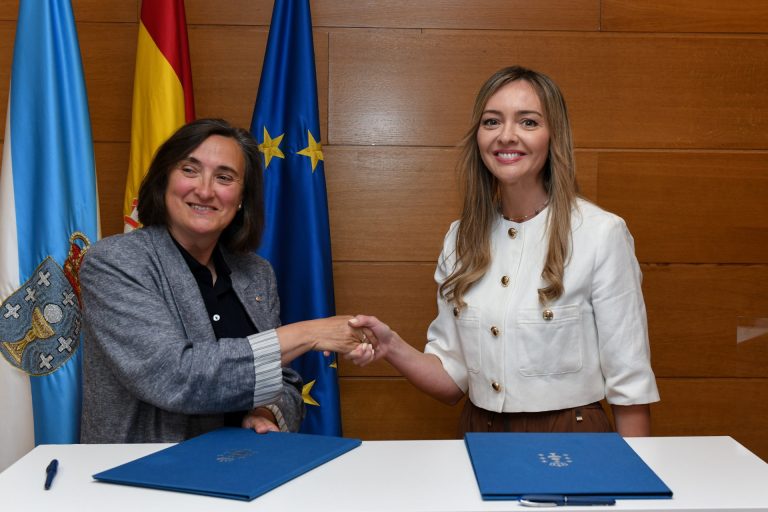 La central telefónica de atención a la soledad de la Xunta recibió 8.000 llamadas en el primer año de funcionamiento