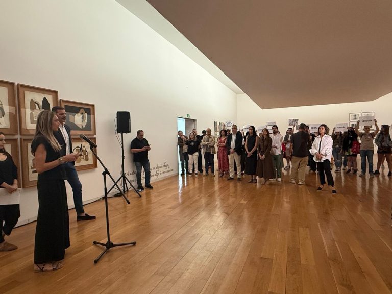 Nueva protesta en el CGAC: «Yo, como conselleiro, tengo la competencia de poder decidir cual es el mejor perfil»