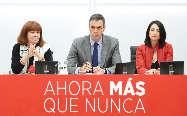 El PSOE expulsará a quien consuma prostitución y obligará a su Ejecutiva a comunicar aumentos de patrimonio