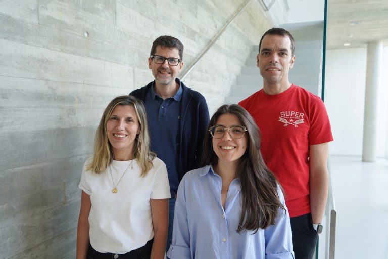 Digital.- Investigadores de la UDC desarrollan una nueva estrategia para el transporte de genes a células