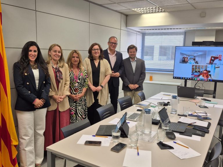 Galicia y otras siete CCAA piden por carta paralizar el reglamento de Costas hasta que se reúna la Conferencia Sectorial