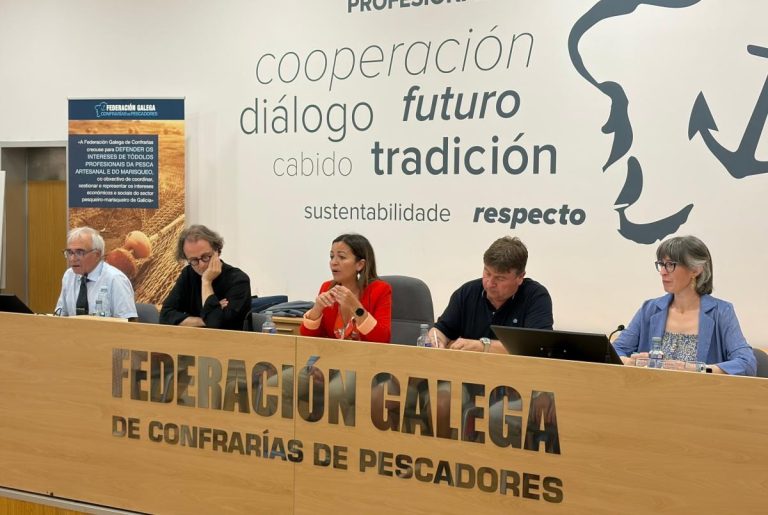 Pesca.- Galicia presenta una propuesta para adaptar la protección social de las mariscadoras por cese de actividad