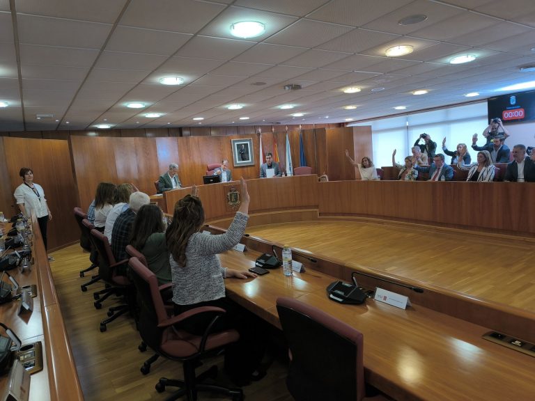 El gobierno de Vigo vuelve a respaldar a la edila imputada: «¿Dimisión por qué? Es una gran concejala»
