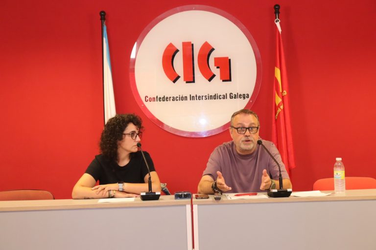 La CIG convoca huelga de una hora en la Xunta el martes 23 contra el «decretazo» de listas