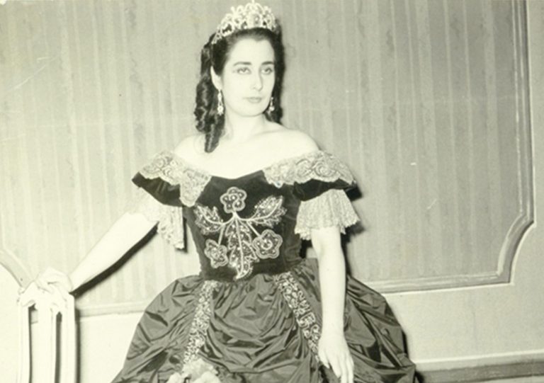 La soprano coruñesa María Luisa Nache será la homenajeada por el Día das Artes Galegas en 2027