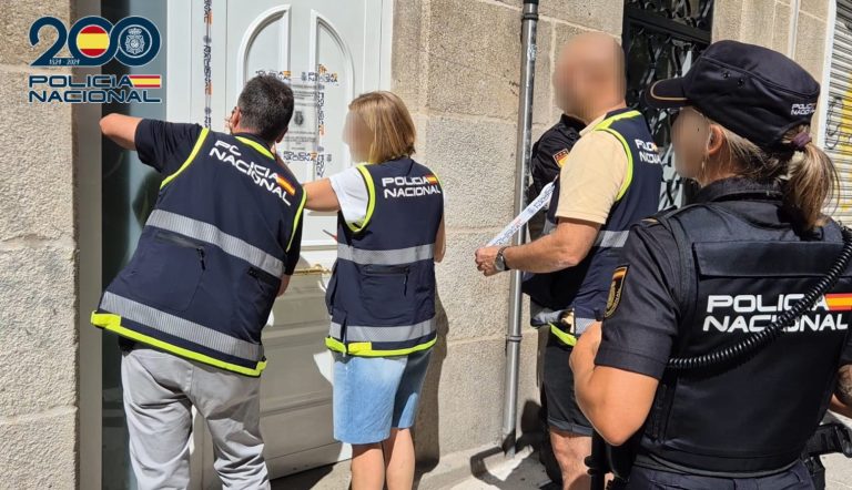 Precintado el piso de Vigo utilizado por un clan familiar para la explotación sexual de mujeres vulnerables