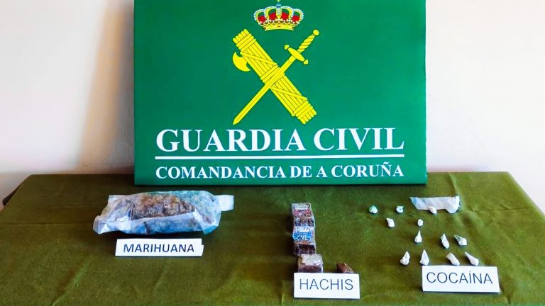 Sucesos.- Detenida un hombre en Dodro (A Coruña) al que intervinieron cocaína, hachís y marihuana