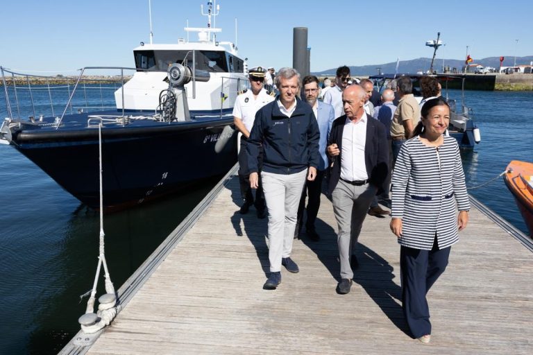Rueda destaca el compromiso de la Xunta por modernizar la flota de Gardacostas con una nueva patrullera