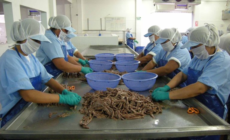 La producción industrial cae un 3% en mayo en Galicia, frente al incremento del 0,8% de la media