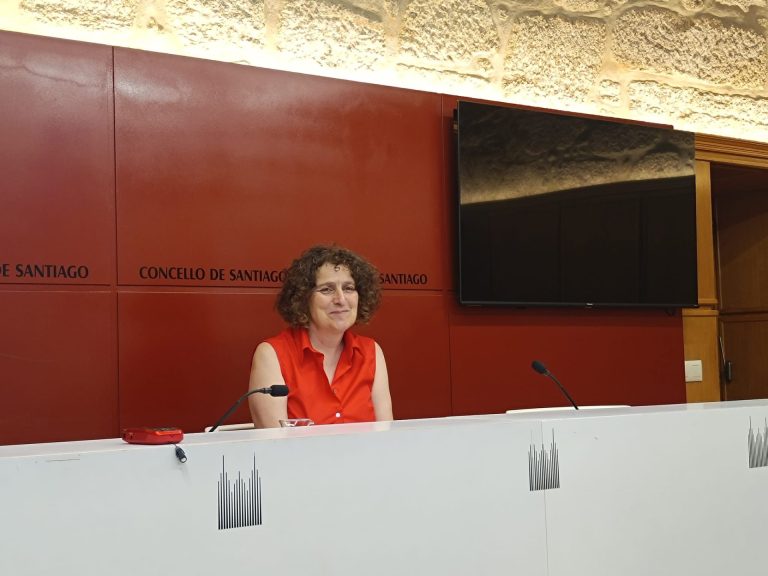 Sanmartín celebra los avances en el aparcamiento del CHUS tras dos años «muy largo» y pide a la Xunta «máxima celeridad»