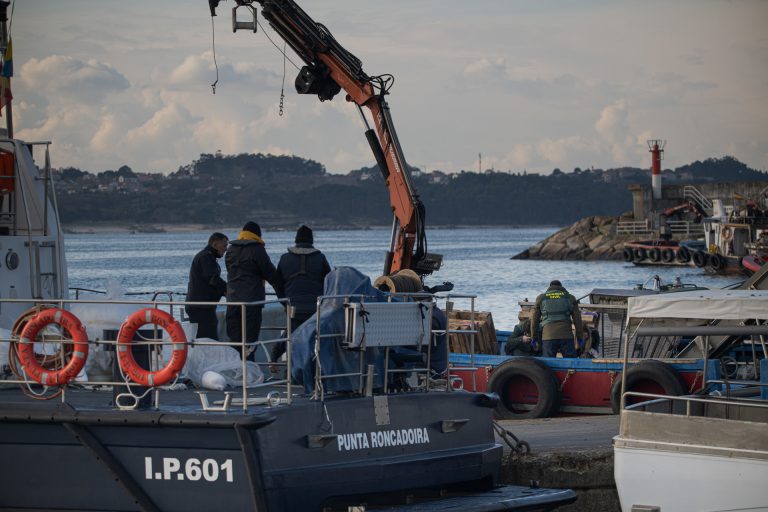 Pesca.- La Ciaim alerta de problemas de estabilidad de auxiliares de batea a raíz del vuelco del Hermanos Rey