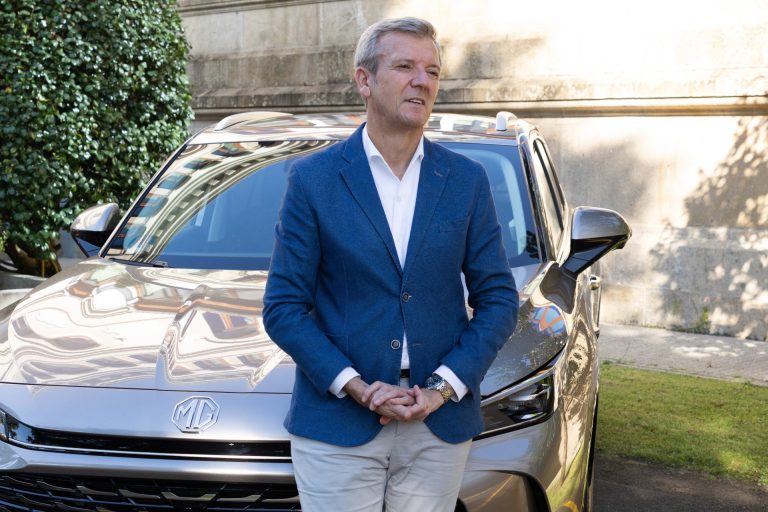 Rueda destaca que SAIC «abrirá nuevas oportunidades de negocio» y avanza la llegada de un buque con coches de la empresa