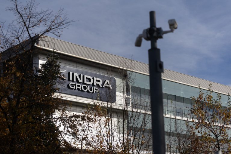 Indra no concreta su plan industrial en pleno debate entre Asturias y Galicia por su segunda fábrica militar