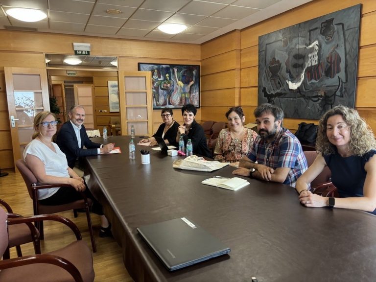 La UDC reconoce cuatro iniciativas innovadoras en los premios Santander X para proyectos emprendedores