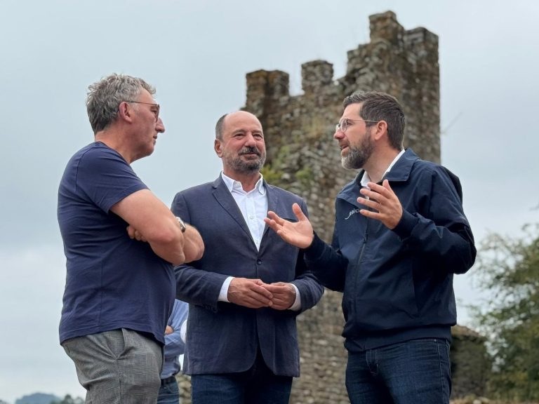 Turismo.- La Xunta destina 400.000 euros a rehabilitar las Torres de Oeste de Catoira, escenario de la Romaría Viquinga