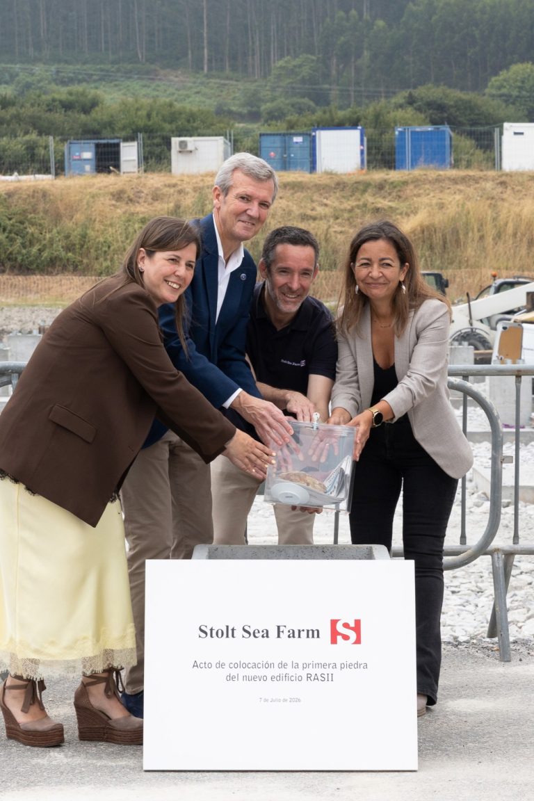 Pesca.- Stolt Sea Farm pone la primera piedra de su nueva nave de lenguados en Cervo (Lugo)