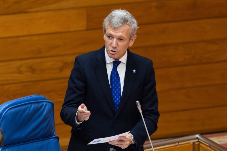 Pleno.- AV.- Cruce de acusaciones entre Rueda y la oposición por el traspaso de la AP-9, «estafa» frente a «traición»