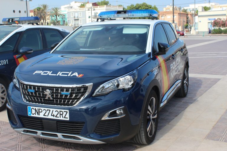 Sucesos.- A prisión un hombre tras agredir con una piedra a otro varón en el paseo del Sarela, en Santiago