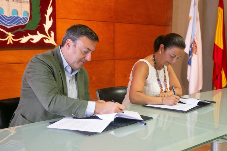 Diputación y Ayuntamiento de Betanzos invierten 300.000 euros en la reforma del parque infantil del Pasatempo
