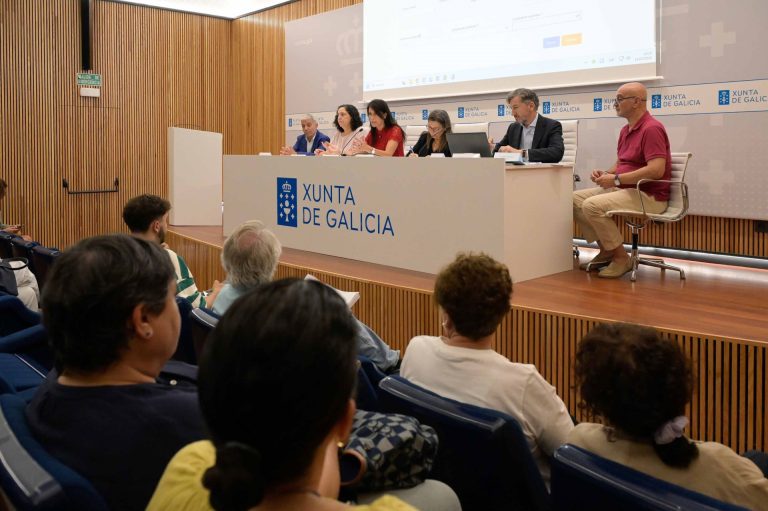 Allegue avanza que la Xunta sorteará más viviendas públicas después del verano