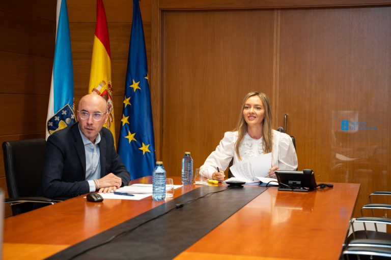 La Xunta acusa al Gobierno de recortar a Galicia el 82% de los fondos para atender a menores migrantes no acompañados