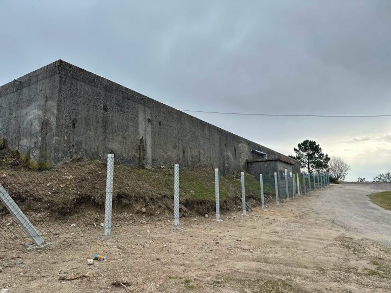 A Caniza denuncia el vaciado de un depósito de abastecimiento de agua de 3 millones de litros y pide una investigación