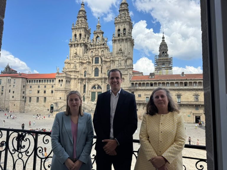 Turismo.- Vueling sumará un nuevo avión a su flota de Santiago el próximo verano
