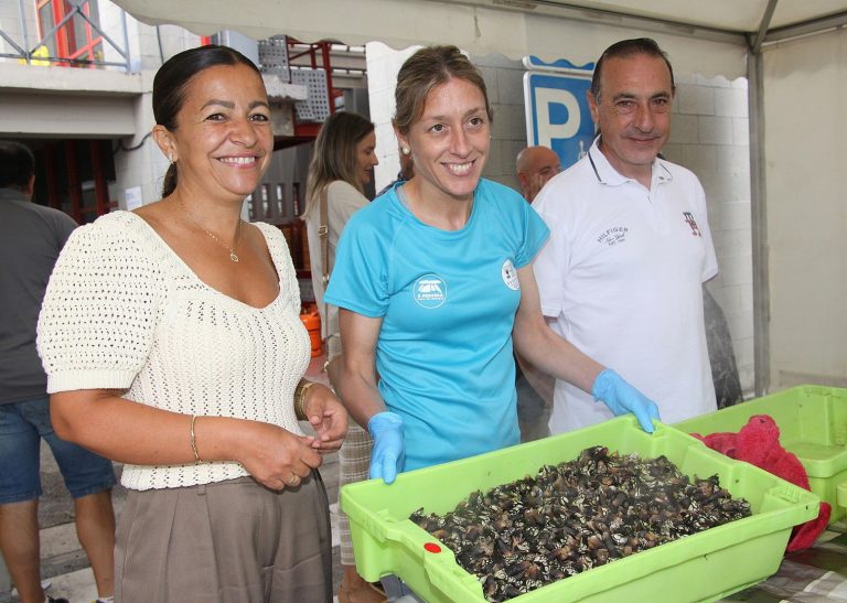 Pesca.- Mar destaca la «gran calidad» del marisco gallego y la «fortaleza» de los percebeiros lucenses