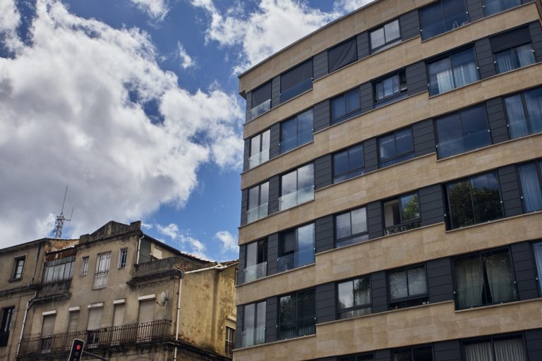 Las hipotecas sobre viviendas se hunden un 10,2% en mayo en Galicia