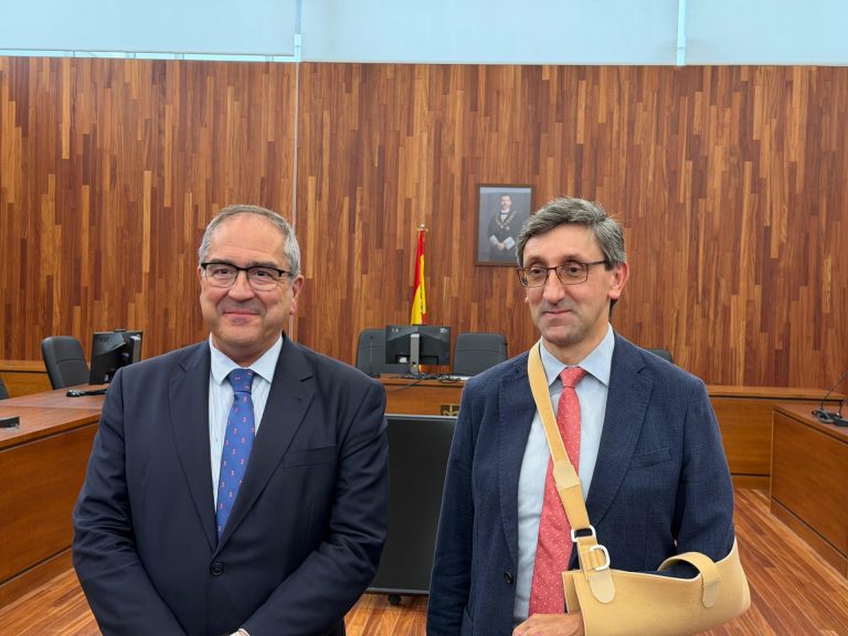 TSXG trabaja en la redistribución de plazas de funcionarios para solucionar el «problema» de la ejecución civil en Vigo