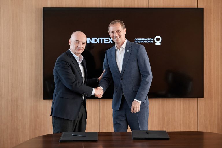 Inditex aporta 6,5 millones a Conservación Internacional para la protección del bosque del Amazonas