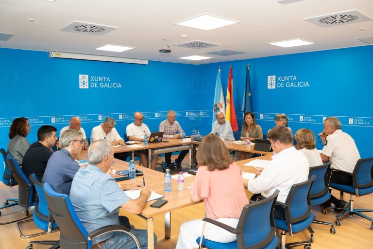 Pesca.- Mar se reúne con las cofradías para mejorar la competitividad de la flota y abordar reformas de puertos