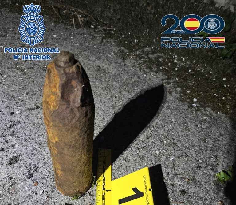 La Policía Nacional detona un proyectil hallado en una zona rural de Santiago y no descarta que sea de la Guerra Civil