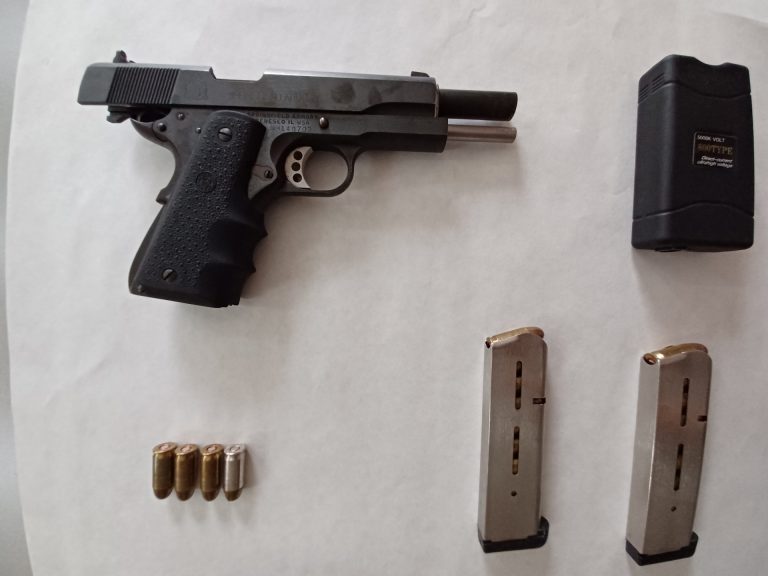 Detenido por amenazar con una pistola a dos personas en A Coruña